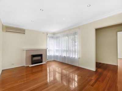 41 Caroline Crescent, Blackburn North