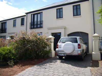33 Railway Terrace, Mile End