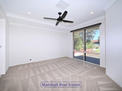 92 Balladong Loop, Carramar