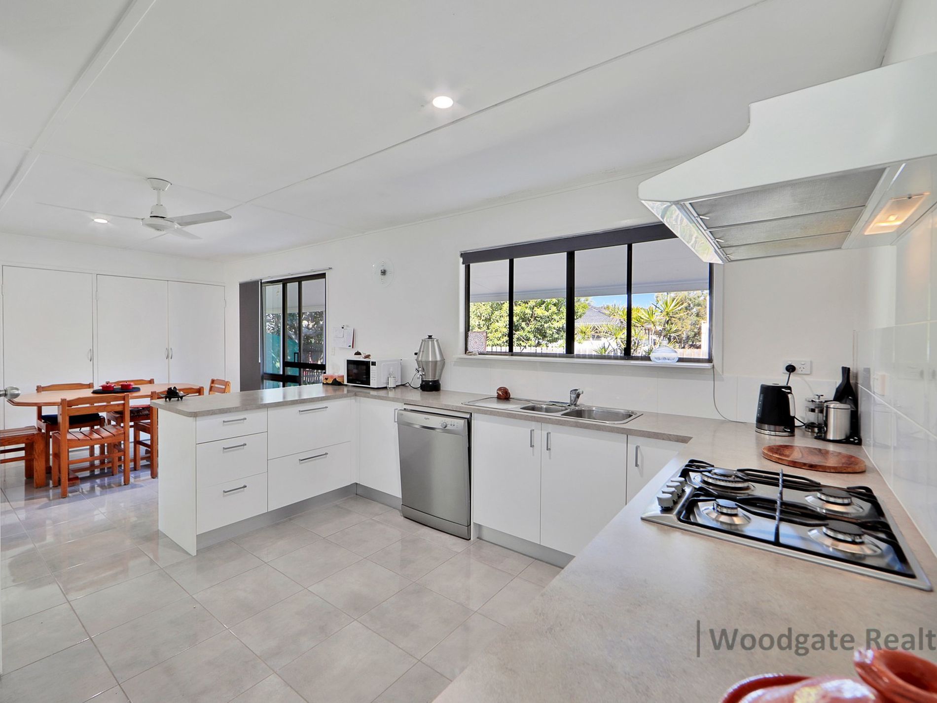 48 FIRST AVENUE, Woodgate