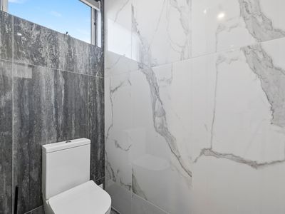 4 Crowther Place, Curtin