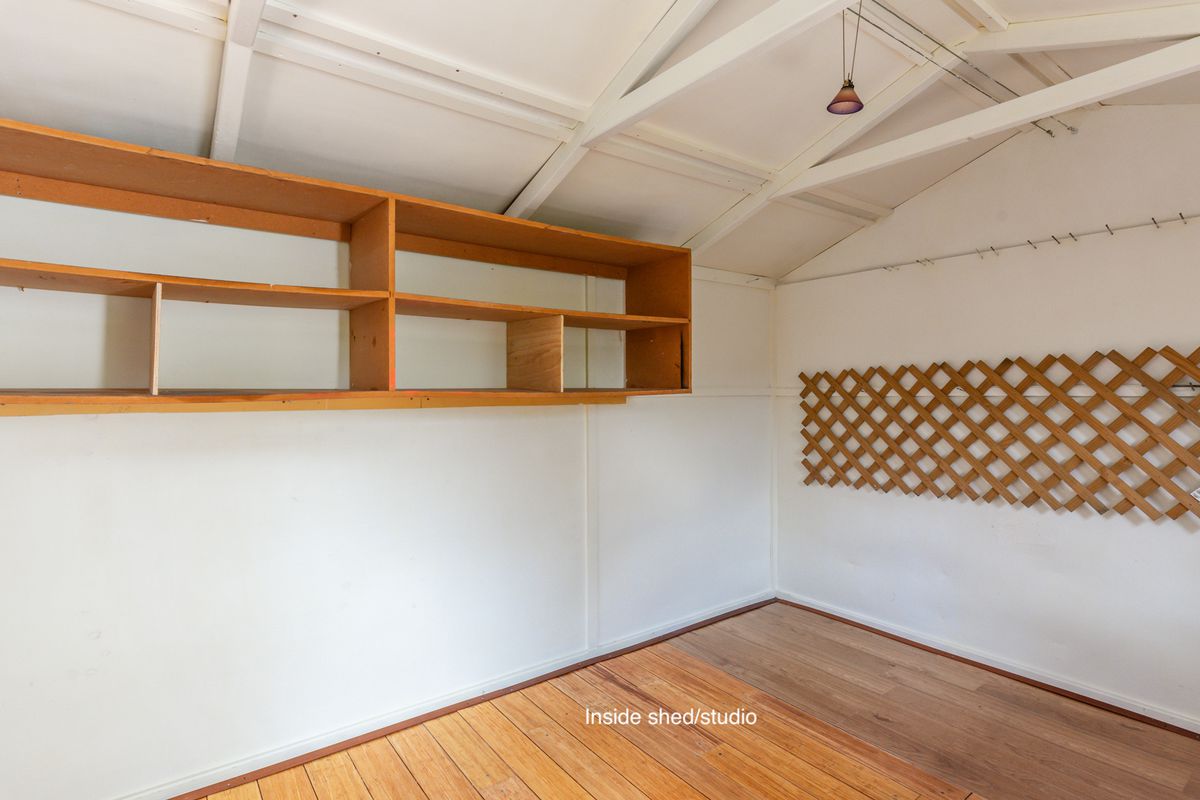 15B Kakariki Grove, Waikanae