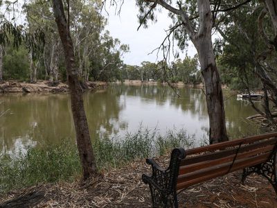 27 Armstrong Drive, Barham