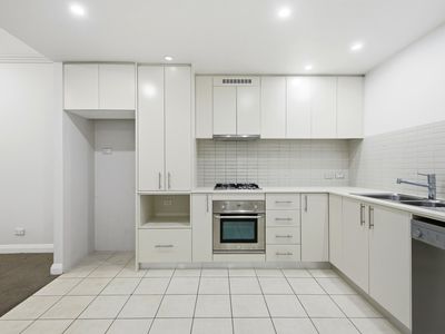 26 / 11 Bay Drive, Meadowbank