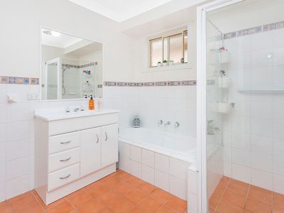 2 / 71 Burdekin Drive, Albion Park