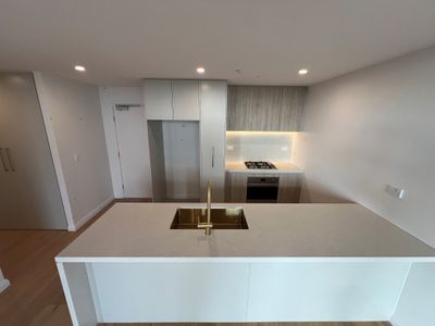 1707 / 2 Mandala Parade, Castle Hill