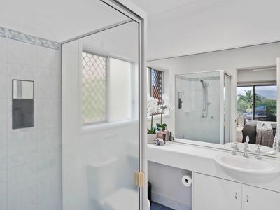 21 Guthrie Close, Bentley Park