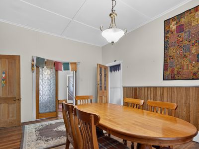 11 Elizabeth Street, George Town