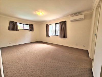 33 Carnaby Street, Macgregor