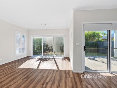 * Bayswood, Vincentia