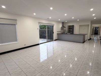 8 Butcher Court, Narre Warren South