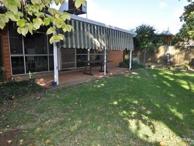 9 Wyuna Avenue, Dubbo