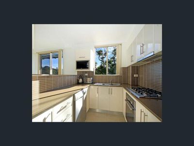 9 / 5-7 Princes Highway, Figtree