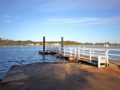 4 Maria Avenue, Burrill Lake