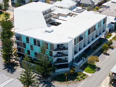 32 / 22 Heirisson Way, North Coogee