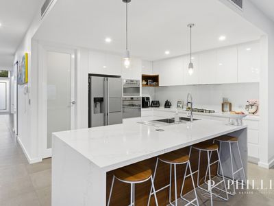 7842 Pavilions Close, Hope Island