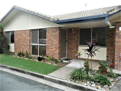 7 / 8 Briggs Road, Springwood