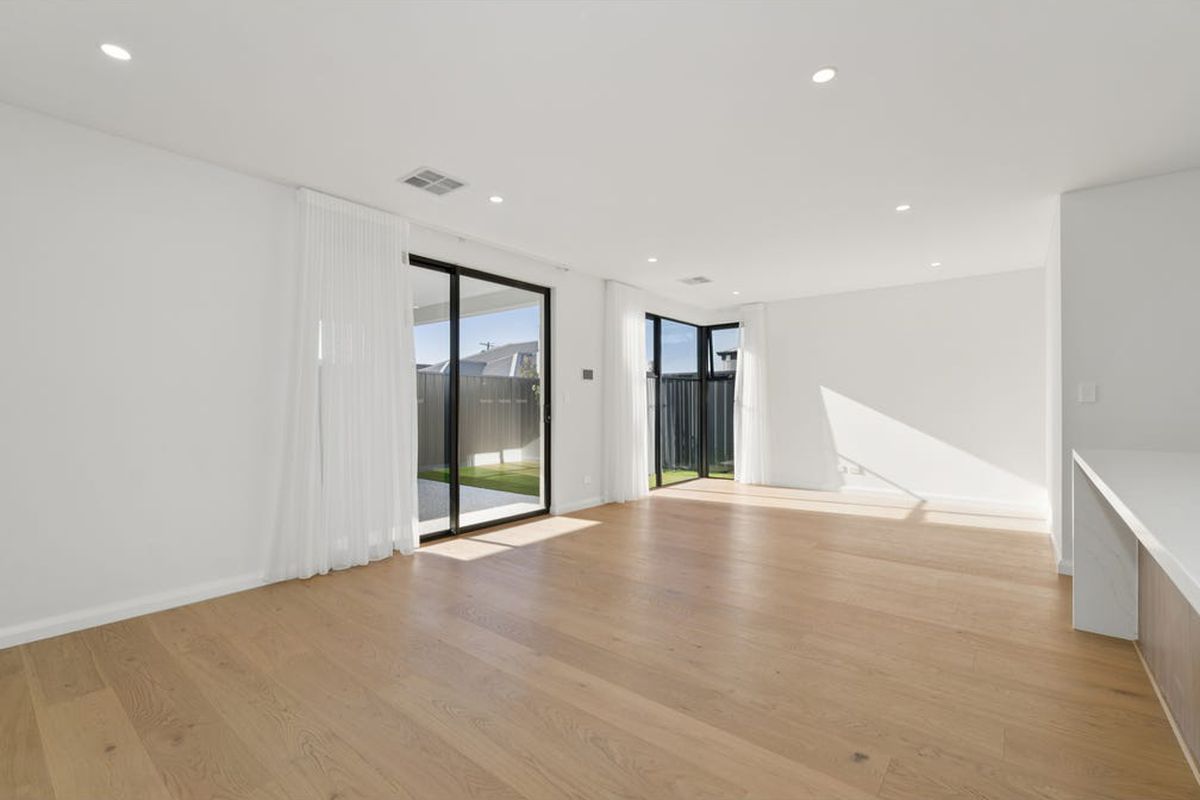 71 Embleton Avenue, Morley