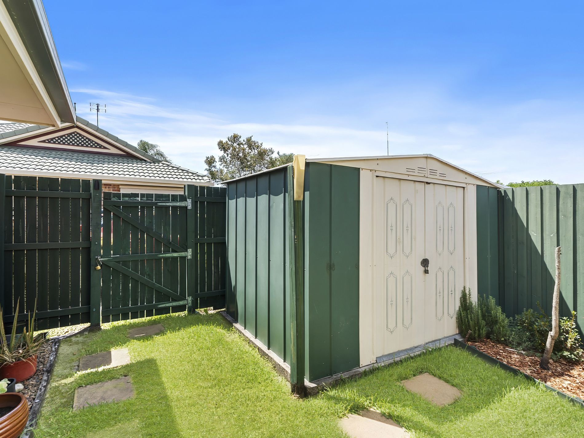 30 / 2 North Street, Golden Beach