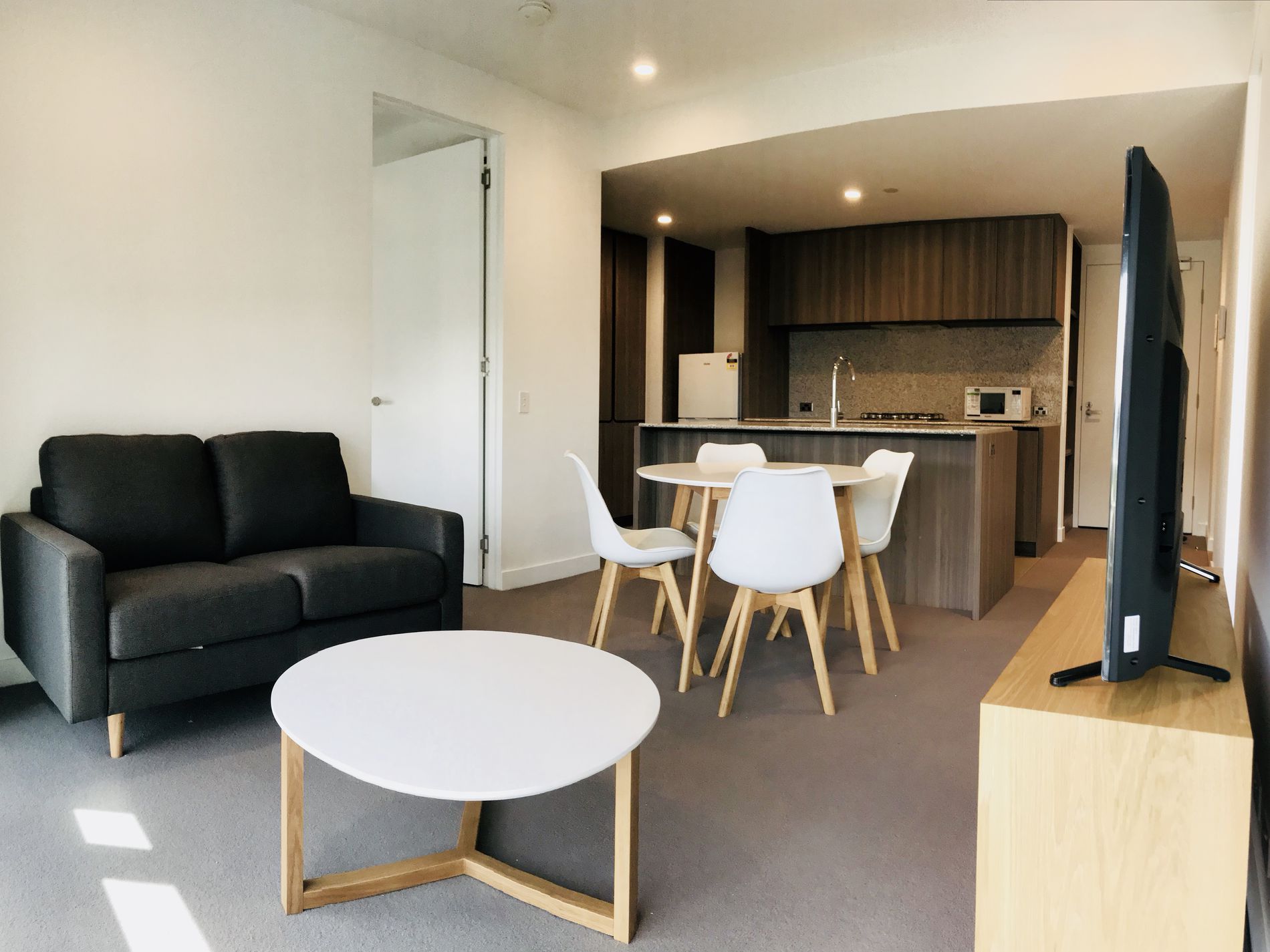 911 / 160 Victoria Street, Carlton