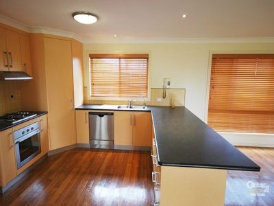 15 Cronin Place, Dubbo