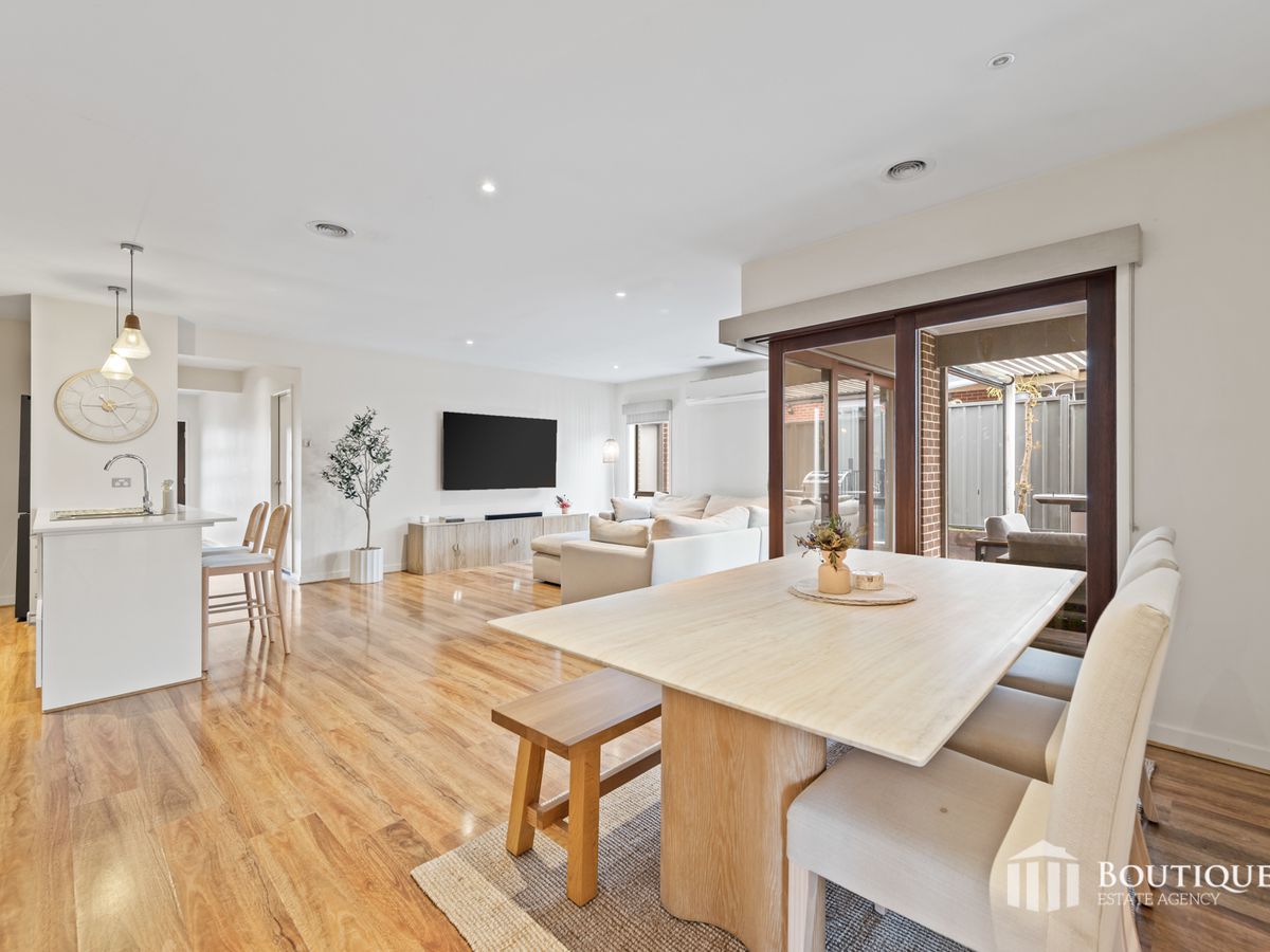 14 Bonneville Parade, Pakenham