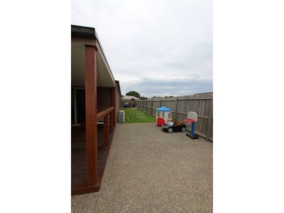 15 Benita Place, Leopold