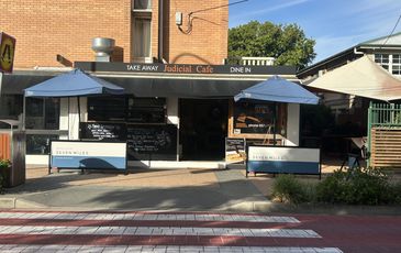 Judicial Cafe