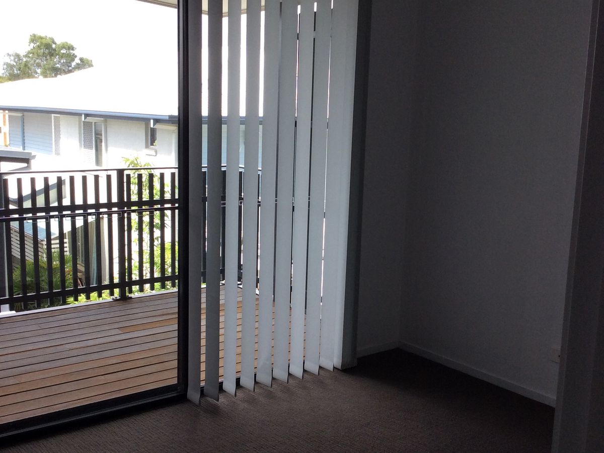 3 / 53 Lambert Road, Indooroopilly