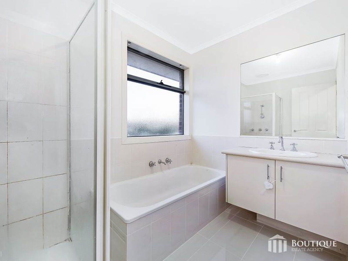 5 / 18-20 Golden Grove, Springvale South