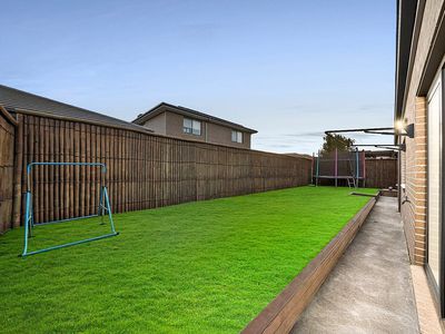 90 Anniversary Avenue, Wyndham Vale