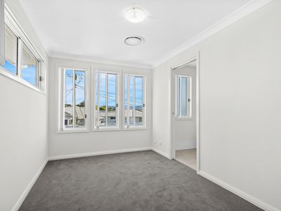 1 / 68 Pur Pur Avenue, Lake Illawarra