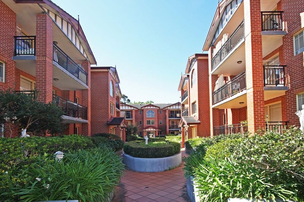 8-12 Hornsey Road, Homebush West