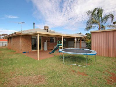 2 Nankiville Road, Kalgoorlie