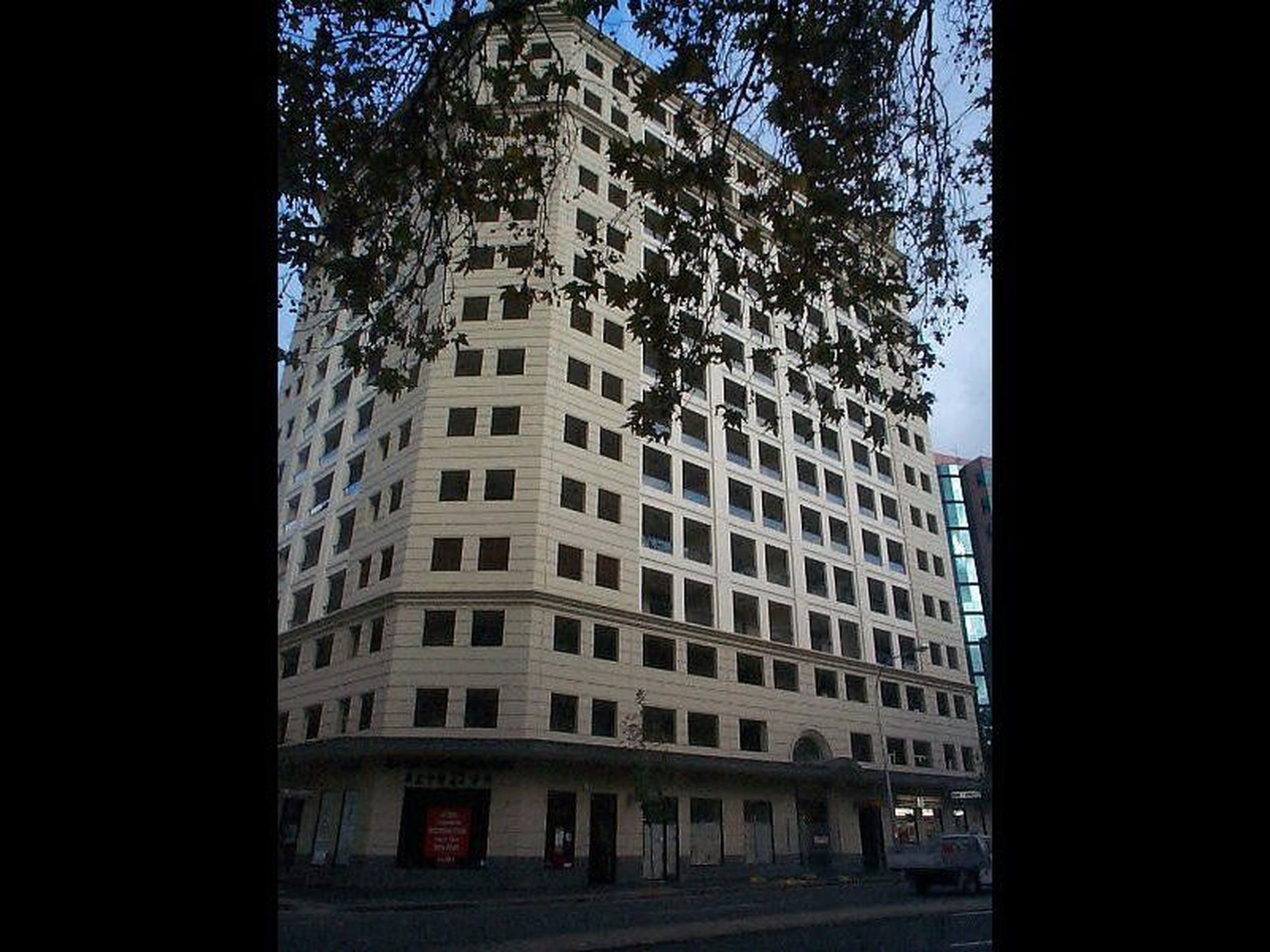 808 / 242 Elizabeth Street, Surry Hills