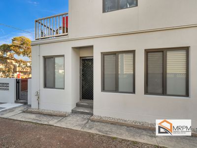 1 / 30 Pickett Street, Footscray