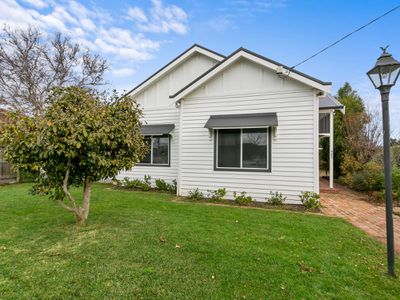 489  Raymond Street, Sale