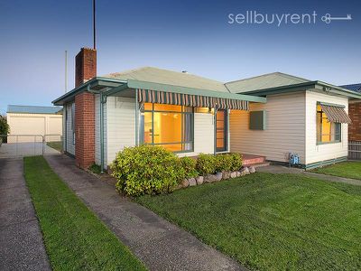 32 KELLY STREET, Wodonga