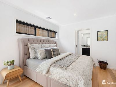 9 Narrawong Avenue, Highton