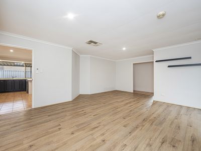 16 Charente Close, Port Kennedy