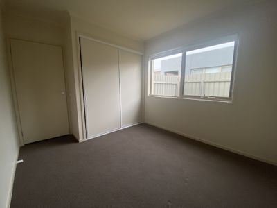 2 / 23 Saywell Court, Warrnambool