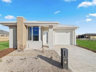 7 Gloss Street, Mambourin