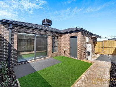 45 Rangeland Street, Mambourin