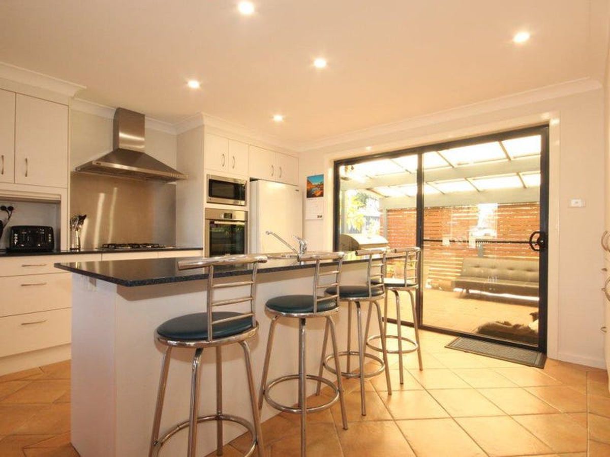 19 Conquest Crescent, Tanilba Bay, Tanilba Bay - Thumbnail 2