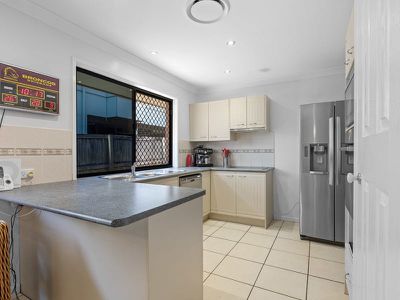 3 Robertson Drive, Burnside