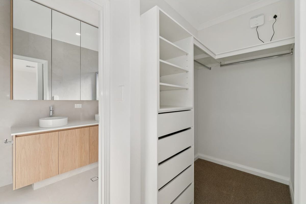 71 Embleton Avenue, Morley