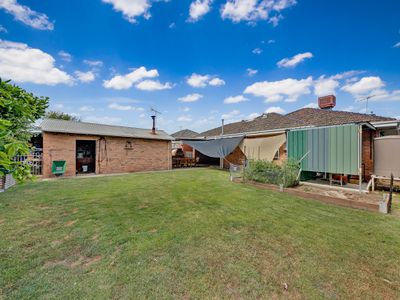99 Swan Street, Wangaratta