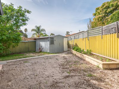 13 Mimosa Court, Kelmscott