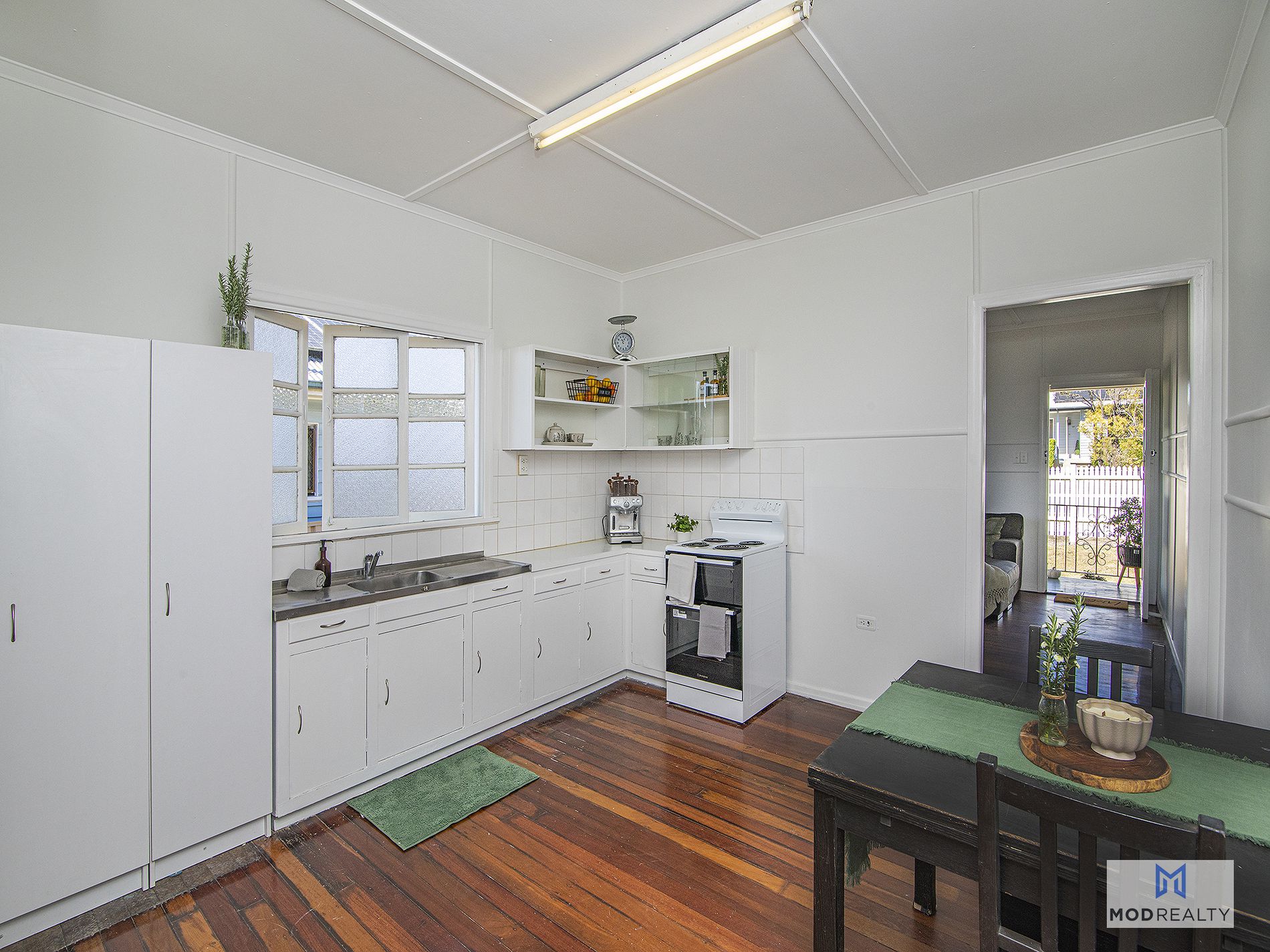202 Glebe Road, Booval