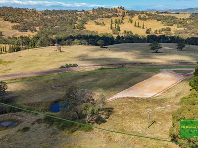 2204 Tarana Road, Gemalla